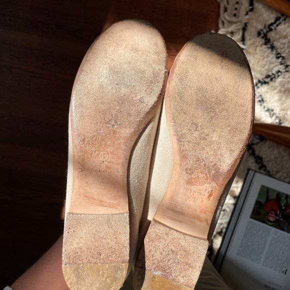 Chanel Canvas Ballet Flats with interlocking CC Logo - Picture 2 of 11